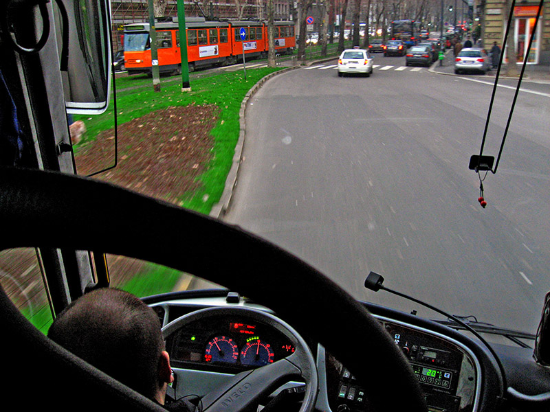 A space in the traffic .. 1105