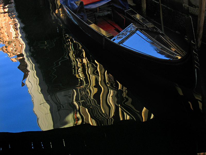Gondola  and reflections .. 3129