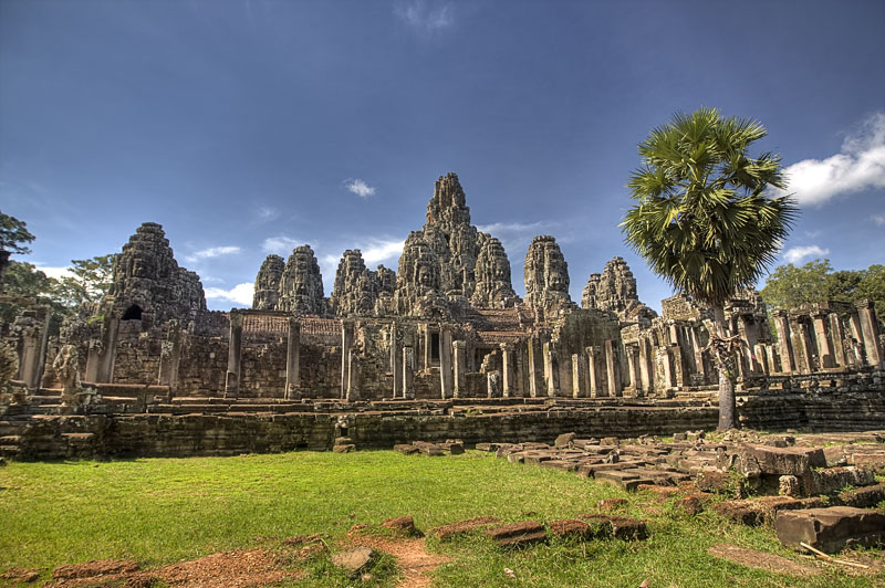Angkor Thoms Bayon Temple