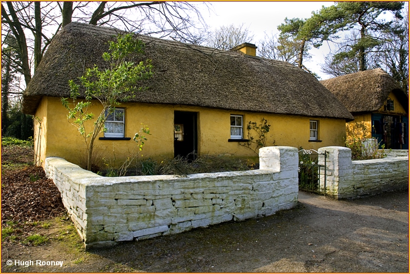 20075 - Ireland - Co.Clare - Bunratty Folk Park - Mountain Farmhouse of a poorer farmer - 2009.jpg