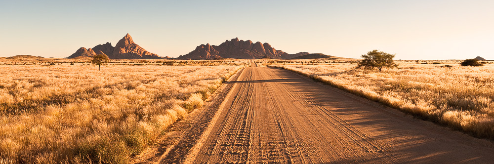 Road to Spitzkoppe