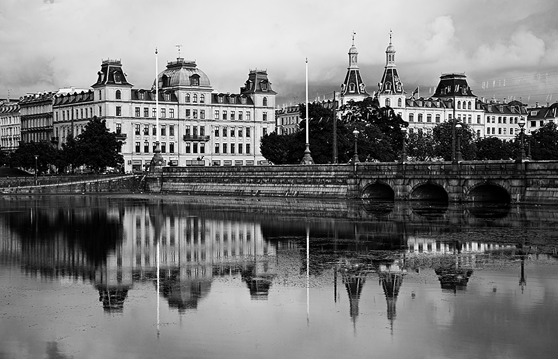 Storvet and bridge in bw