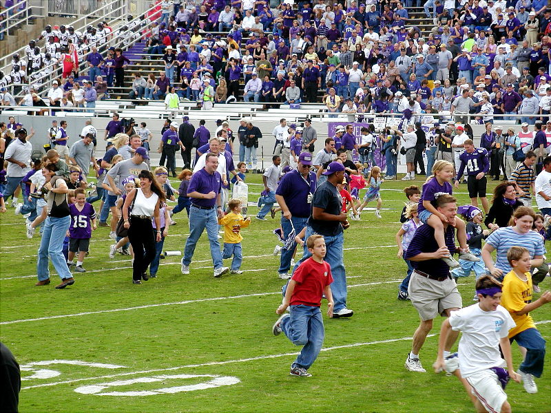 Kids Run Field