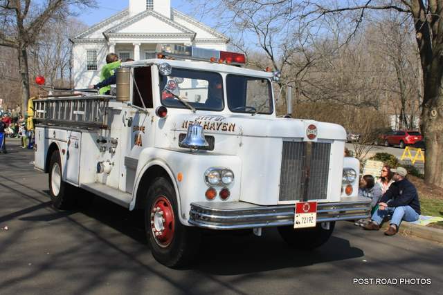 20100321_milford_conn_st_patricks_day_parade_35_new_haven_engine_9.jpg