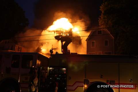 20100622-milford-conn-house-fire-55-edgefield-ave-pic-14.JPG
