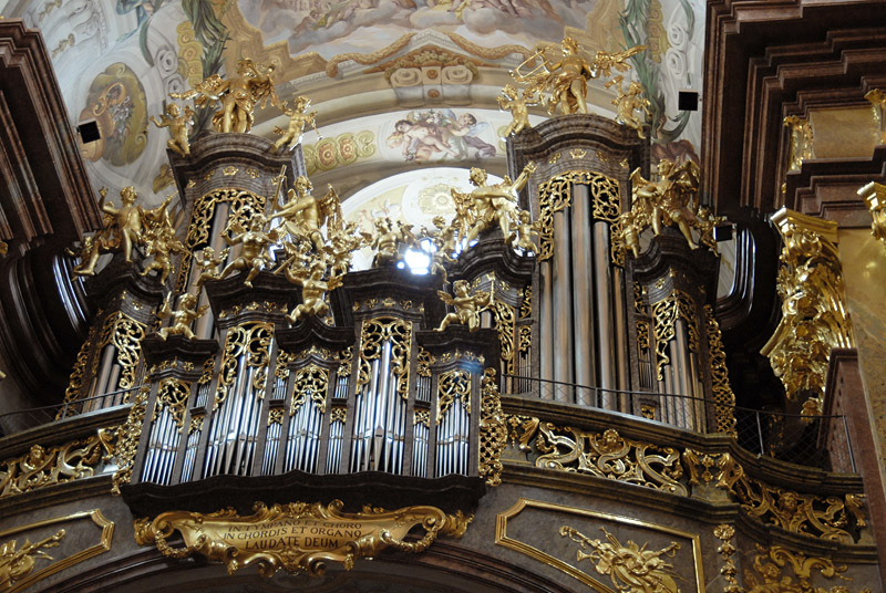The Organ at Ypps Franciscan Church - Mozart played here in 1762 188.jpg