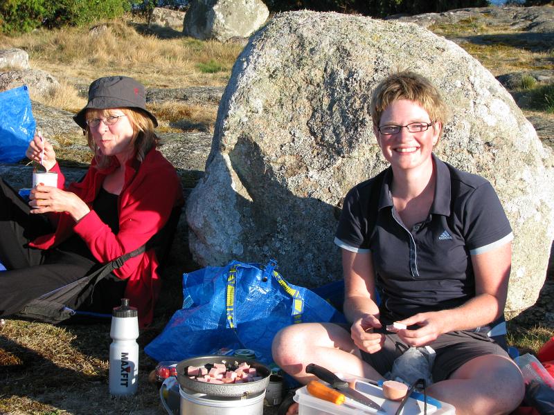 Riitta och Sara p Panaholm