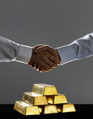 We  buy  200mt of gold bullion  in  (1kg.-12.5kg.)  bars form