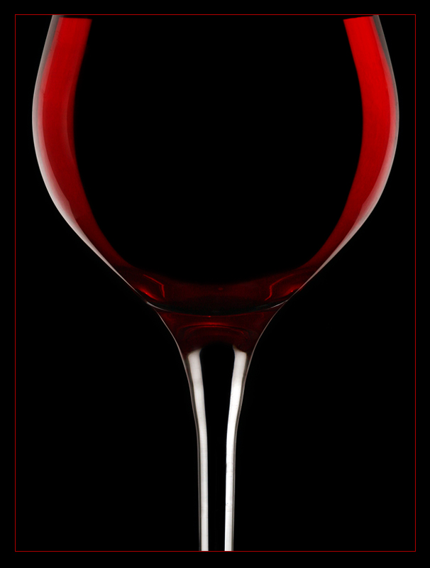 <b>8th Place (tie)</b><br><i>Red Wine</i><br>by Sonny Asehan