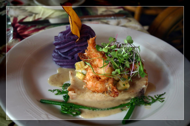 <B>Dinner at Mamas Fish House</b>