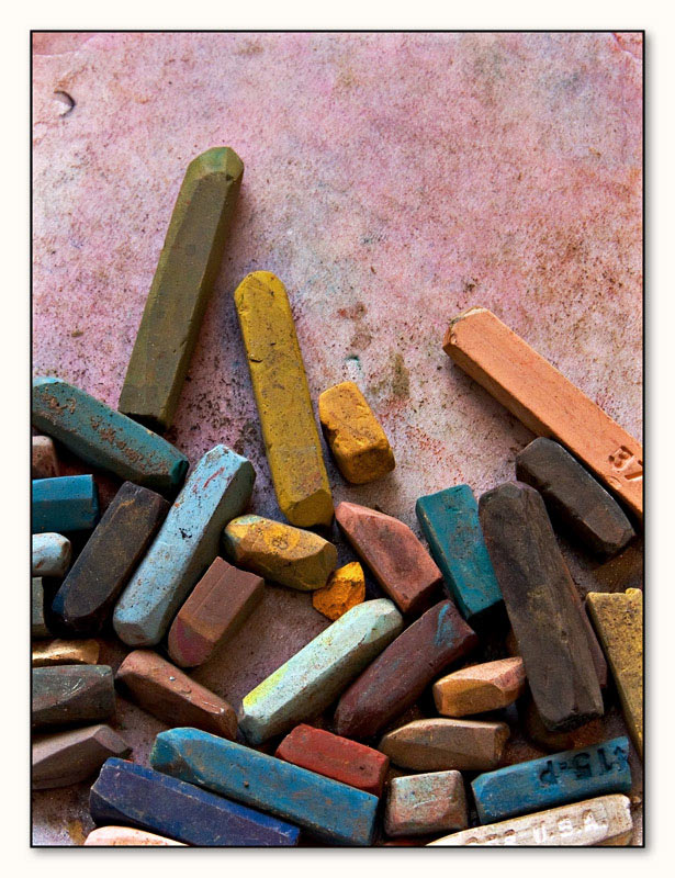 <b>10th Place</b><br>Artist Palette<br>by LC (aka Autumnsky)