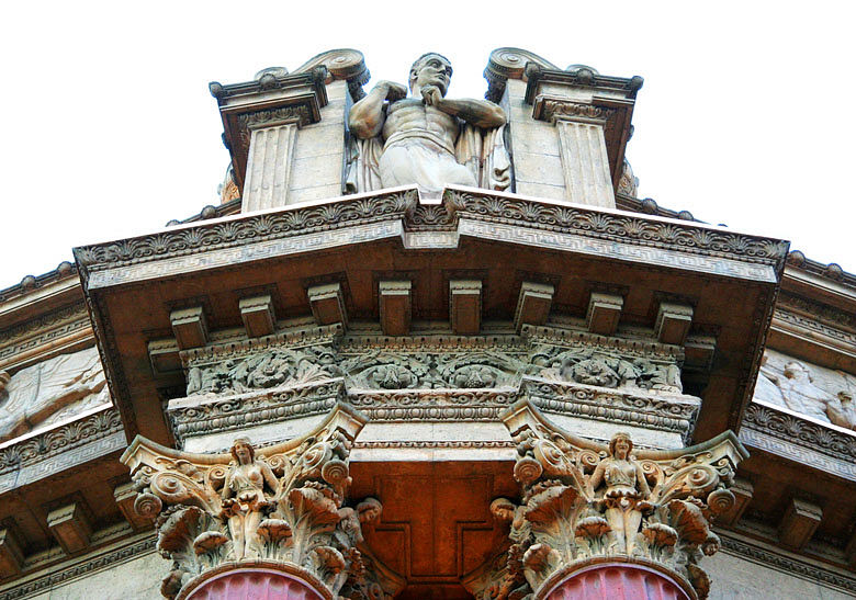 Lording Over The City, SF Palace of Fine Arts * Traveller