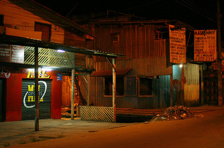 Mean Streets, Porto de Belem, 2AM * Traveller