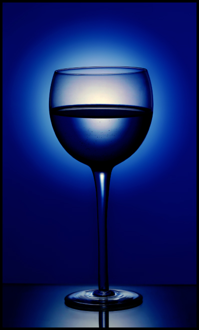 <b>5th Place</b><br>In the Spotlight<br><i>by Techo</i>