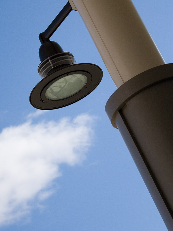 UFO Docking Station *