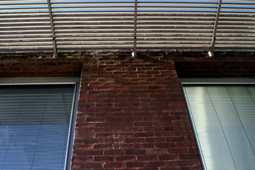 Winking window