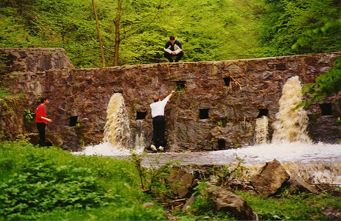 Dam Busting  * Traveller