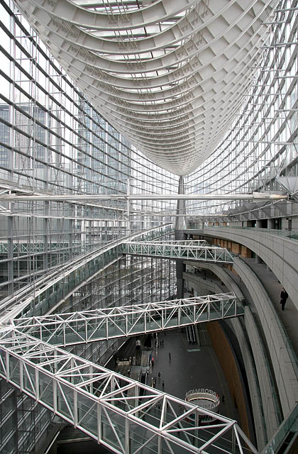 <b>9th Place</b><br>Glass & Steel *<br>by b.c.