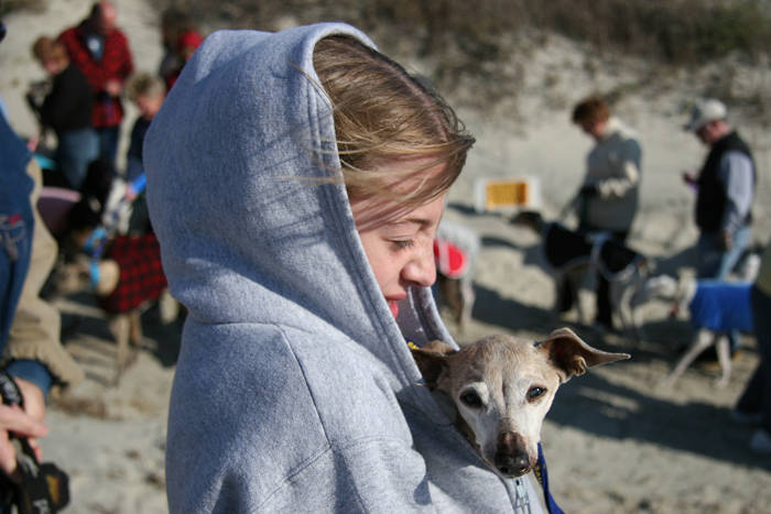 Sandy-Paws*