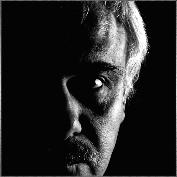 Light Noir