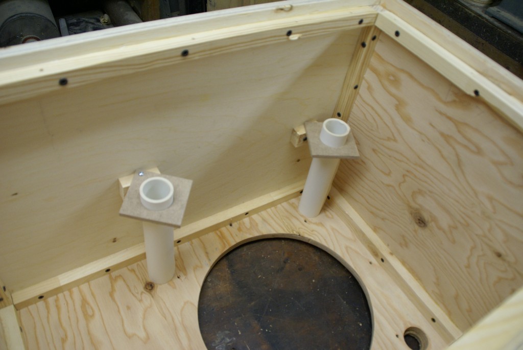 LAB12_Sub_DSC00611_installing_ducts.jpg