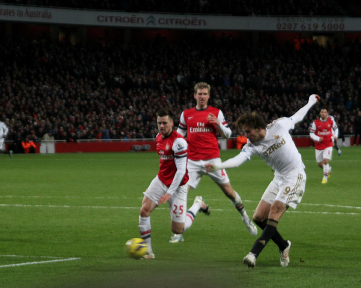 Michu Shoots