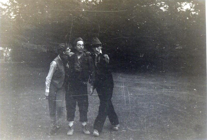 Gang (51) (Medium).jpg