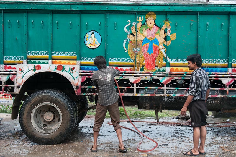 Nepal: Hosing down a truck