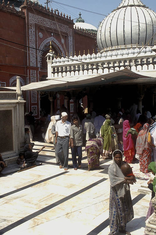 Nizamuddin Shrine