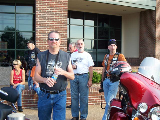 100_2103 (Small).JPG