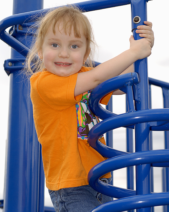 MUNCHKIN CLIMBER.jpg