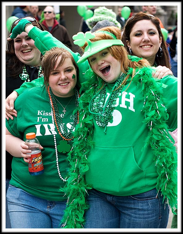 The Kiss Me Im Irish Gals