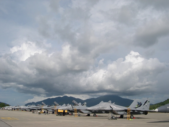 Fighter Jets at LIMA 05