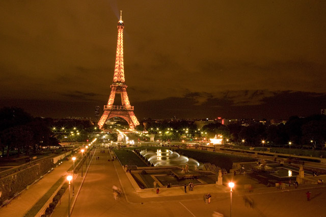 La tour Eiffel, vue de la Place du Trocadro