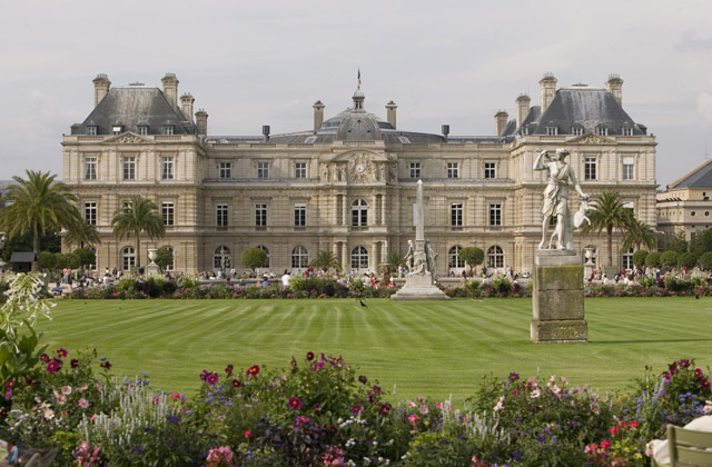 Le jardin du Luxembourg (le sénat)