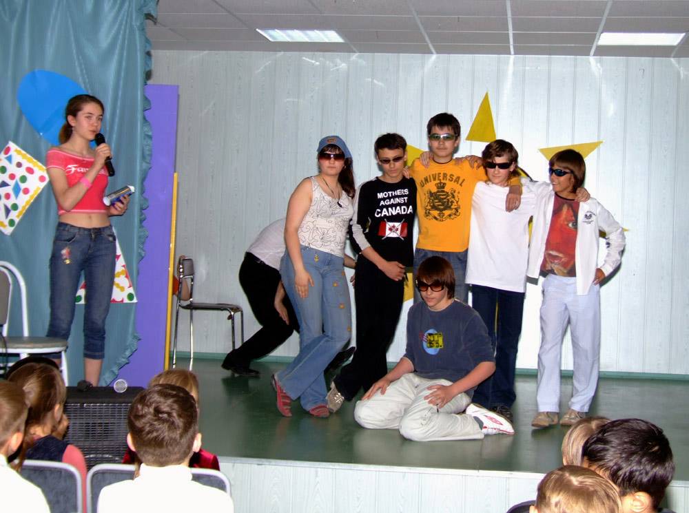 LastShowMay06-10.JPG