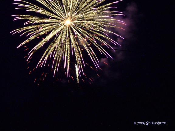 Aurorafireworks0009.jpg