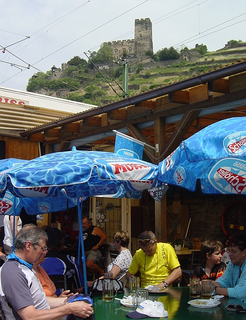Brunch bei Kaub<br>hinten Burg Gutenfels