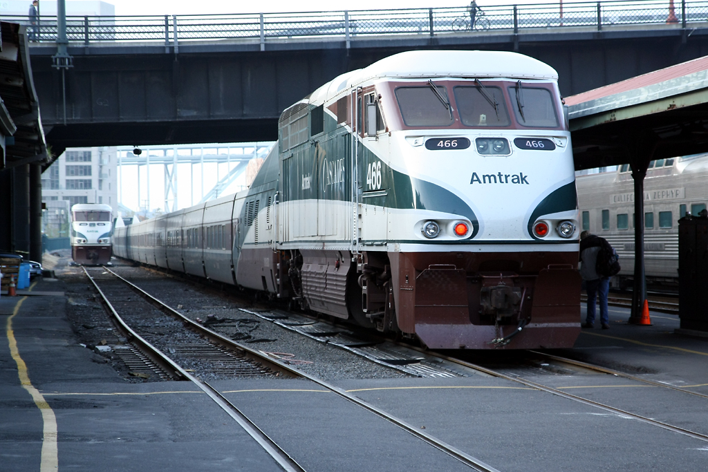 Amtrak 466