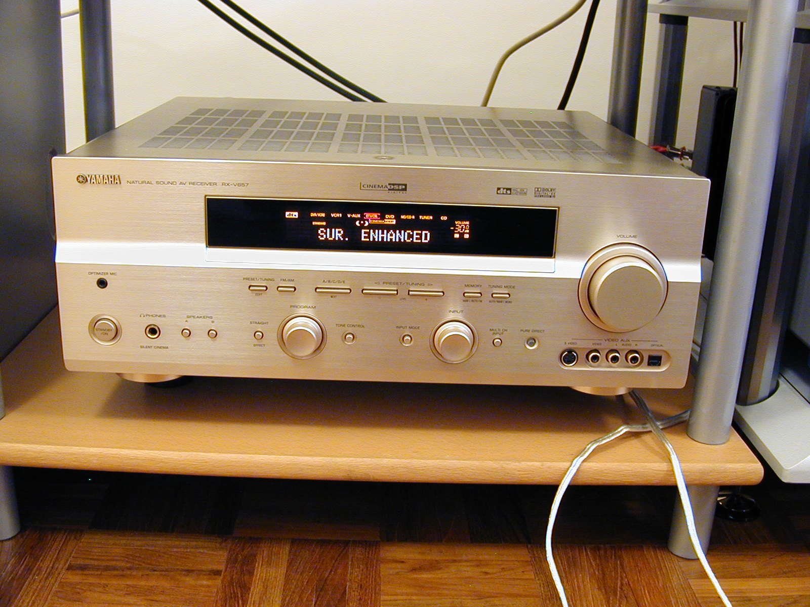 Yamaha RX-V657