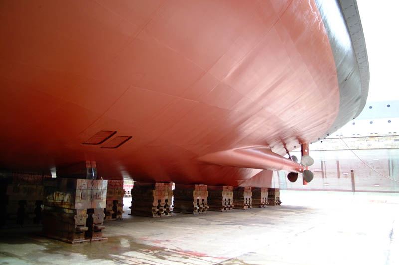 Looking along the hull towards the aft