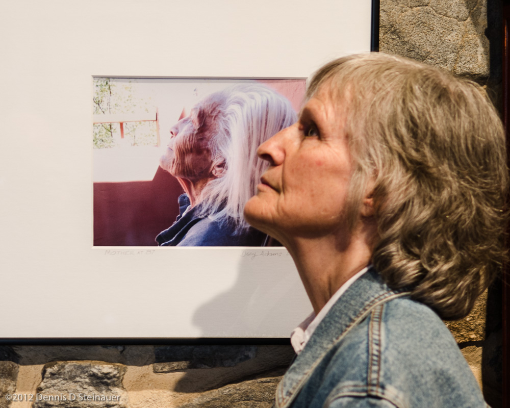 2012-12-27 Dory and her Mother (Color)<br><font size=3>ds20121127-0010Dory with Photo.jpg</font>