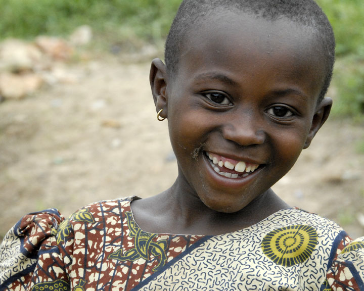 ds20060314a_0195a1w Gisenyi Girl.jpg