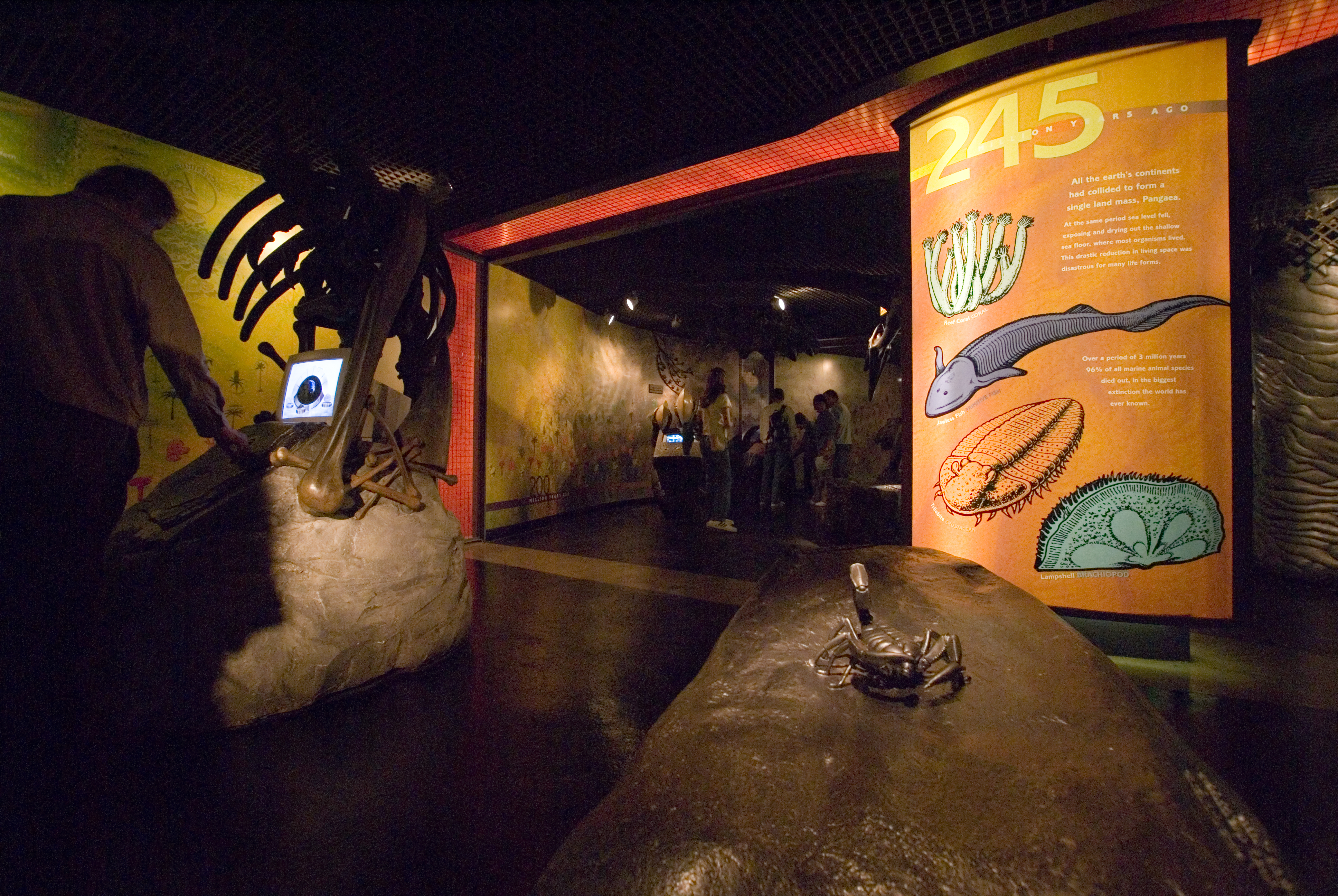 dynamicearth.jpg