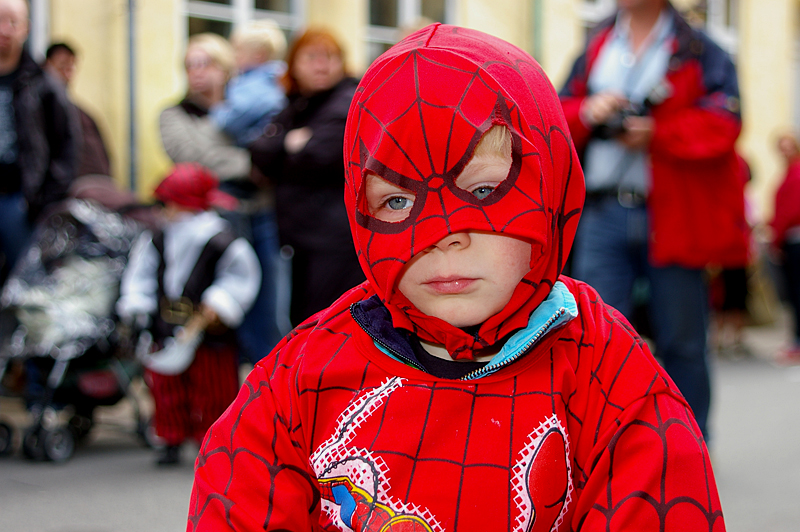 Spiderman concentrating on the next dangerous task!