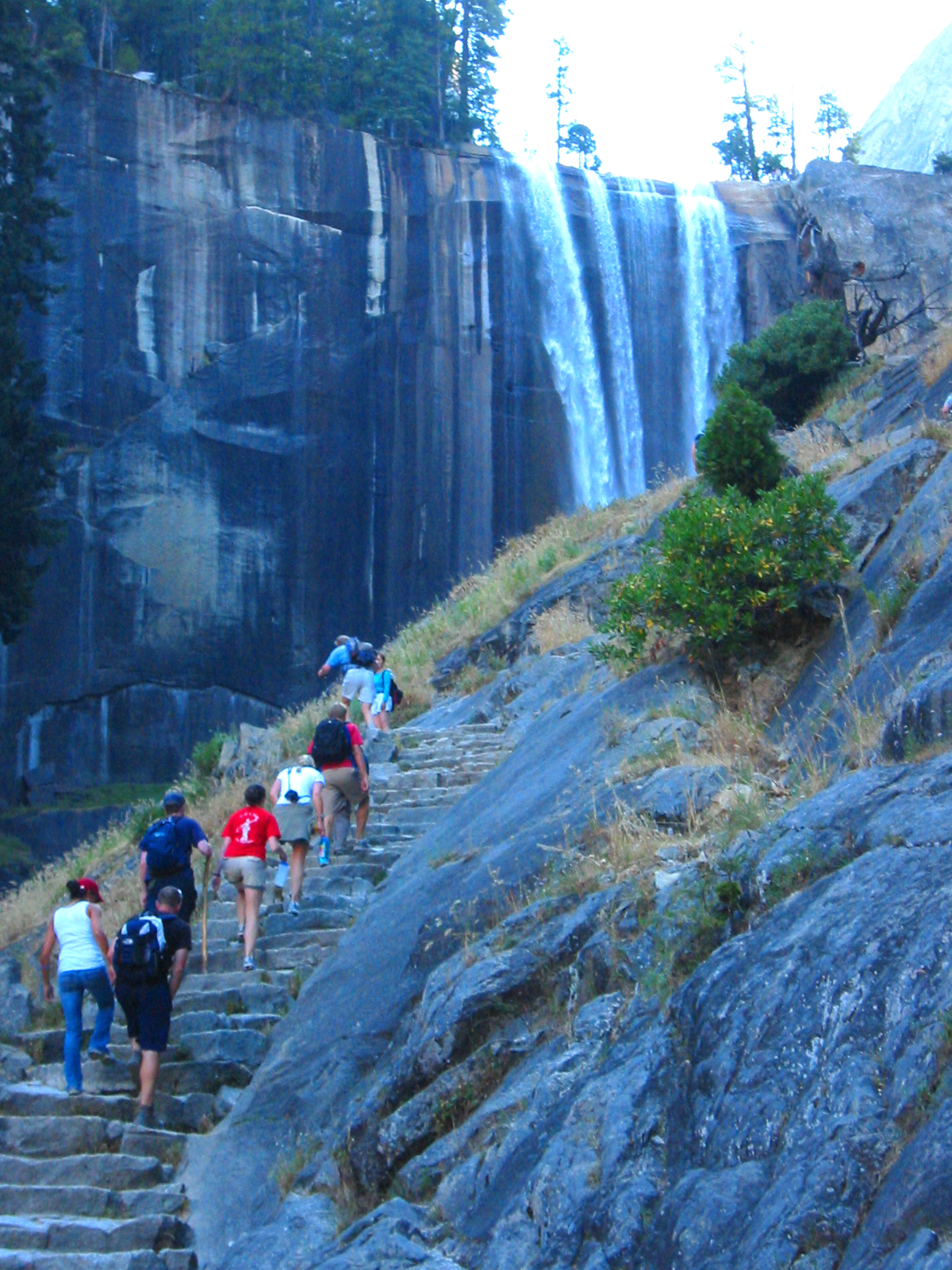 Mist_Trail_Vernal_Fall.jpg