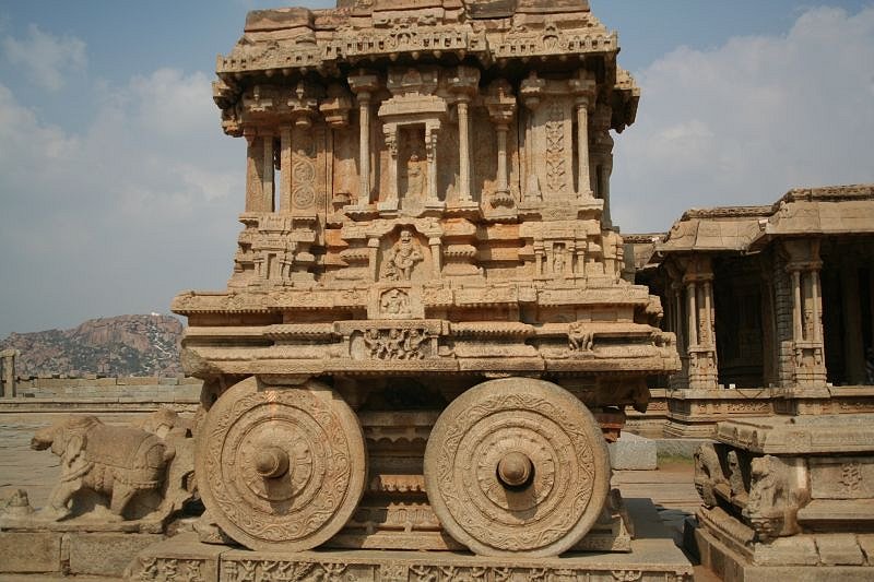 Chariot carved of granite, Vittala Temple