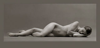o4/46/522346/1/64559499.X8xJuRJ9.poses203.jpg