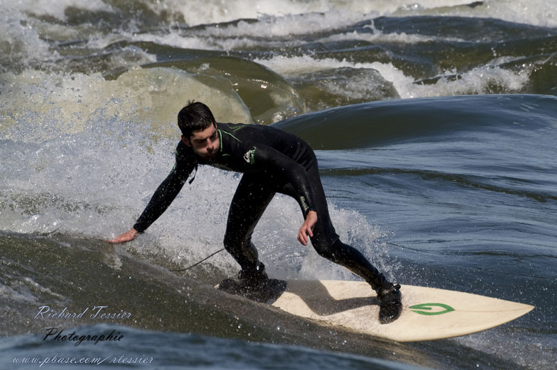 20090715 Surf de riviere - Habitat 67 pict0069a.jpg