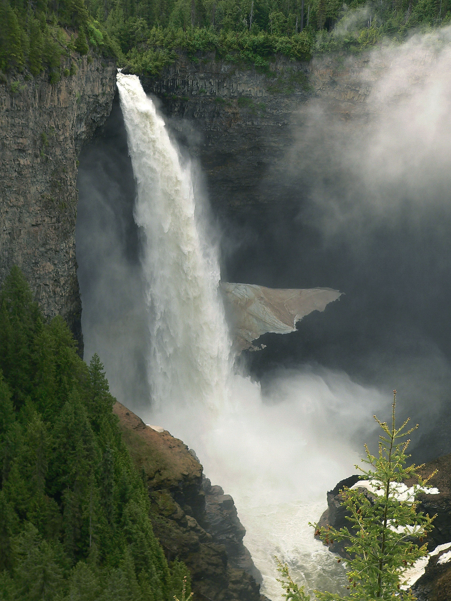 Helmcken Falls